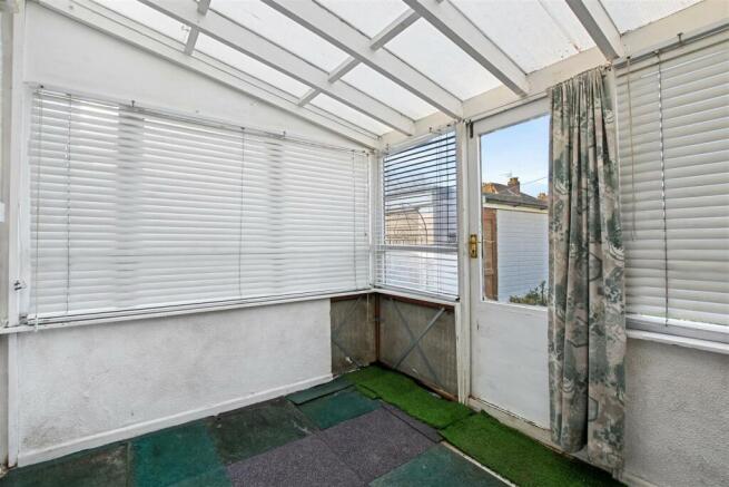 05-f0b1GCWT - 208 Portland Crescent - Conservatory