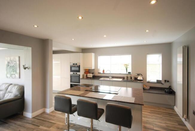 FURTHER VIEW OF LIVING KITCHEN