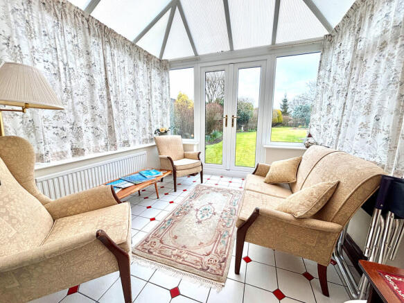 4 bed Detached for sale Image 6
