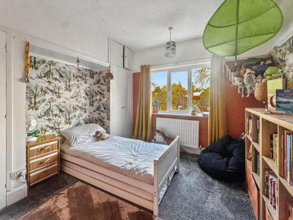 3 bed Semi-Detached for sale Image 10