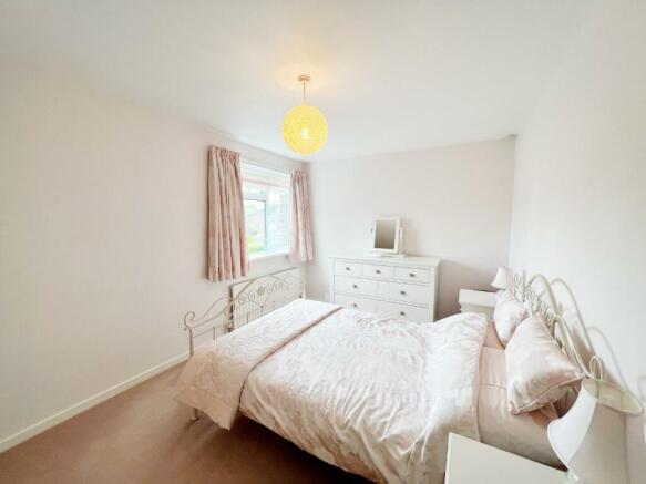 Bedroom 2 pic 1.jpg