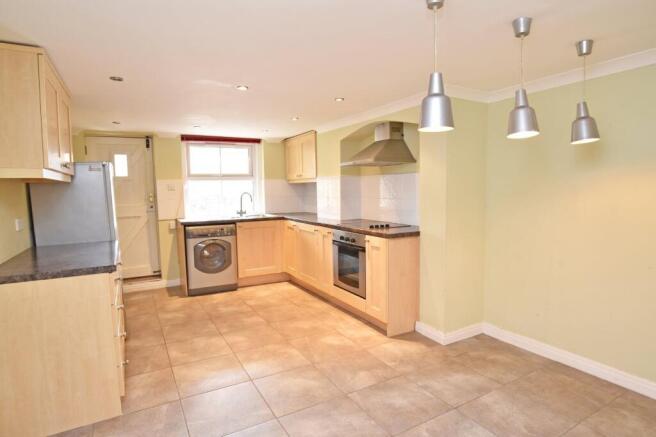 2 bed Flat for sale Image 4