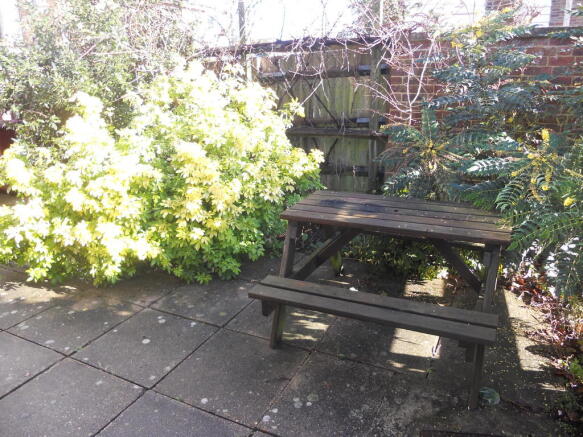 Photo 10