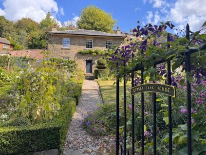 Gorsey Bank House, 5 Gorsey Bank, Wirksworth, Matlock, DE4 4AD