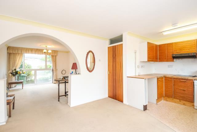 Kitchen Dining Area