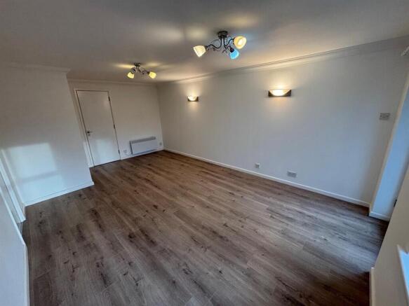 Living Area image 2