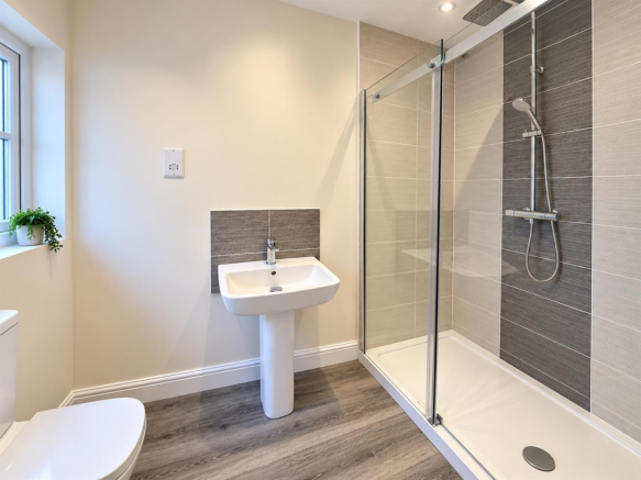 En-suite 1