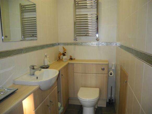 CLOAKROOM/WC