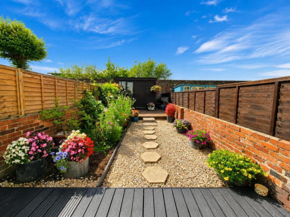 GARDEN