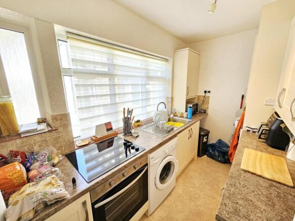 1 bed Flat for sale Image 5