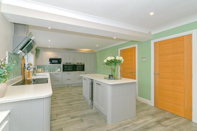 Kitchen / Dining / Living Room.