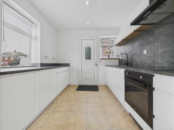 CAM04273G0-PR0137...