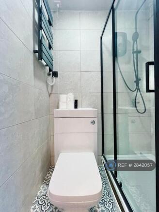 Ensuite Toilet