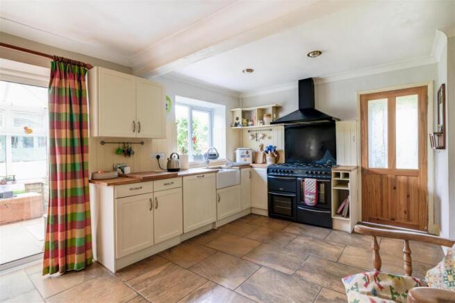 Kitchen.jpg