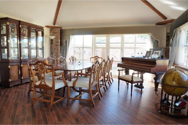 Living / Dining Room