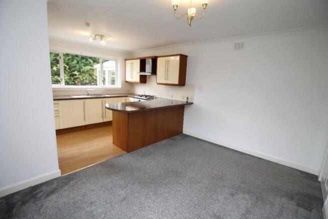 Kitchen Dining area