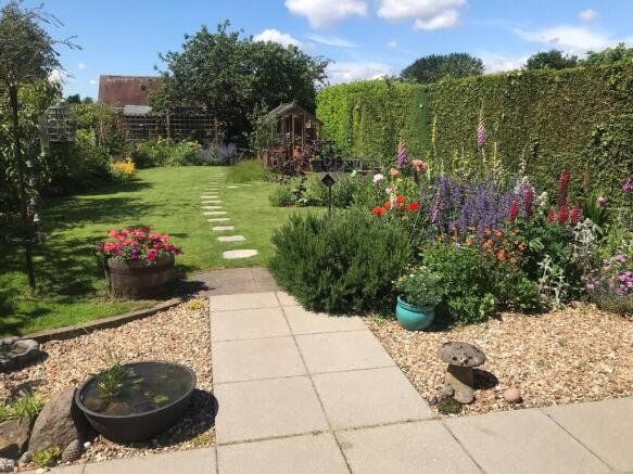 Photo of garden f...