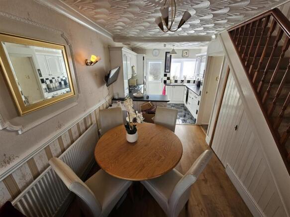 Breakfast Room