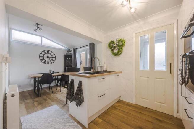 Kitchen diner
