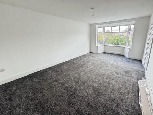 3 bed Semi-Detached for sale Image 9