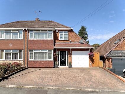 Caswell Road, SEDGLEY, DY3 3TE