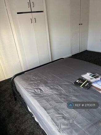 1 bed House Share to rent Image 12