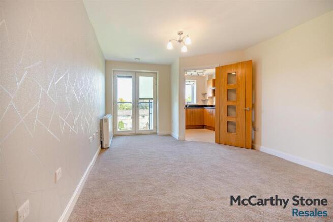1 bed Apartment for sale Image 5
