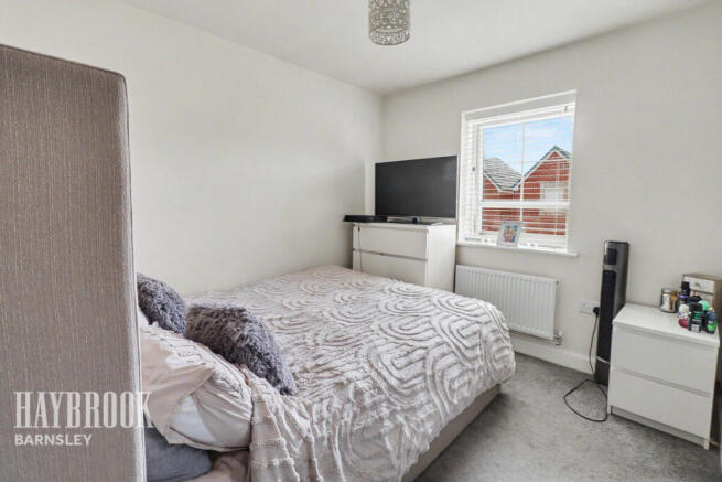 3 bed Semi-Detached for sale Image 7