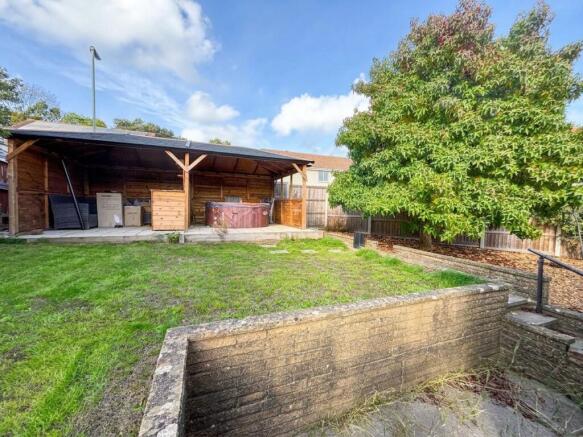 Allenwater Drive, Fordingbridge, SP6 photo 4