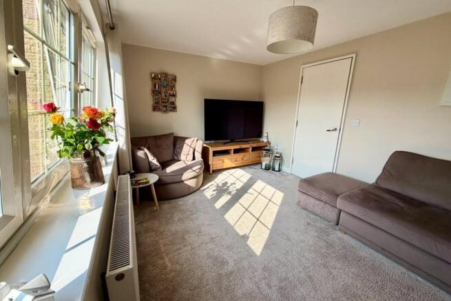 4 bed Town House for sale Image 11