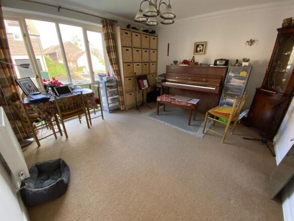 Reception Room.jpg