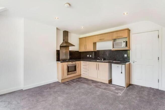 1 bed Flat for sale Image 4