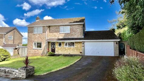Cerdic Close, Chard, Somerset, TA20