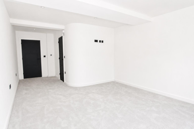 3 bed Duplex to rent Image 6