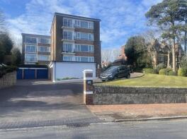 Flat 10, 40 Castle Mount, Carlisle Road, Eastbourne BN20 7TD