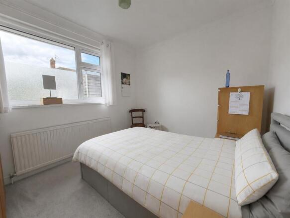 2 bed Bungalow for sale Image 9