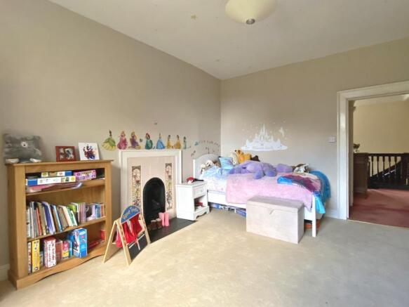 Photo 43