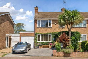 50, Tanker Hill, Rainham, Gillingham ME8 9EU