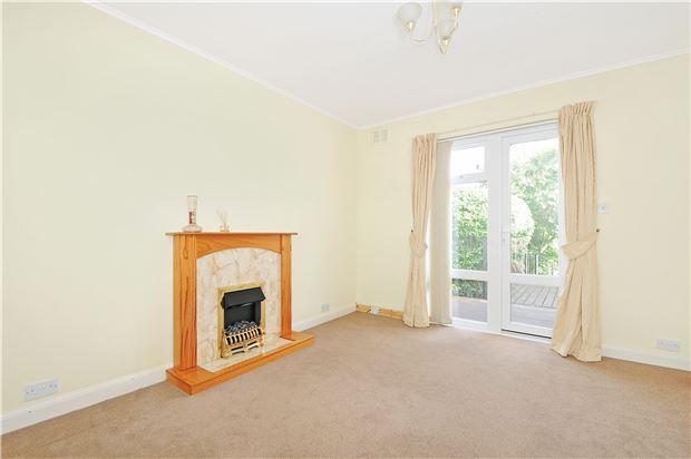 Living/dining room