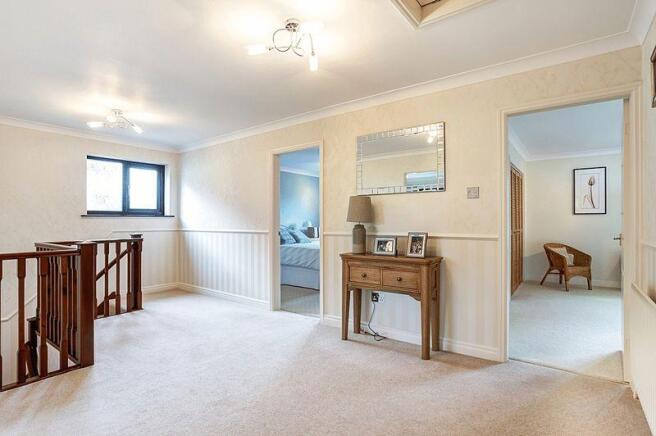 GALLERIED LANDING