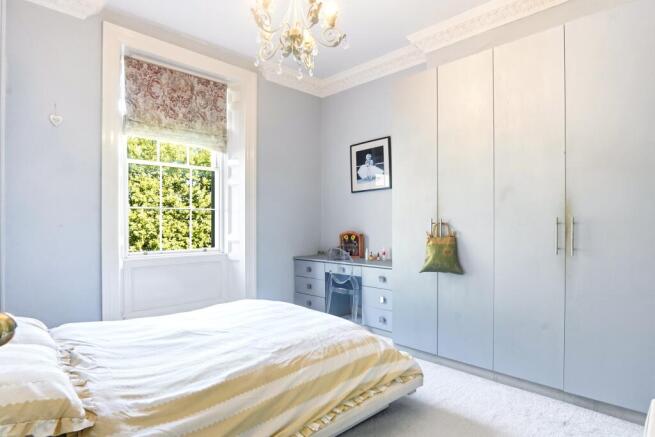 2 bed Flat for sale Image 10