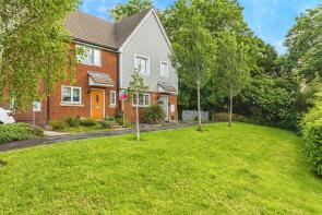 2, Cheales Close, Haywards Heath RH16 4XA