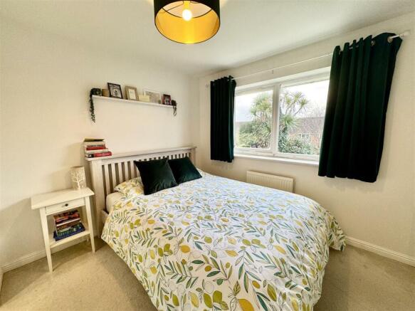 PRINCIPAL BEDROOM