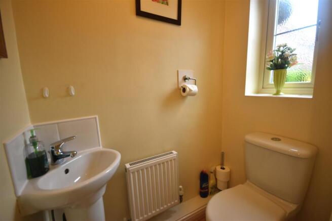 2 bed Semi-Detached for sale Image 4