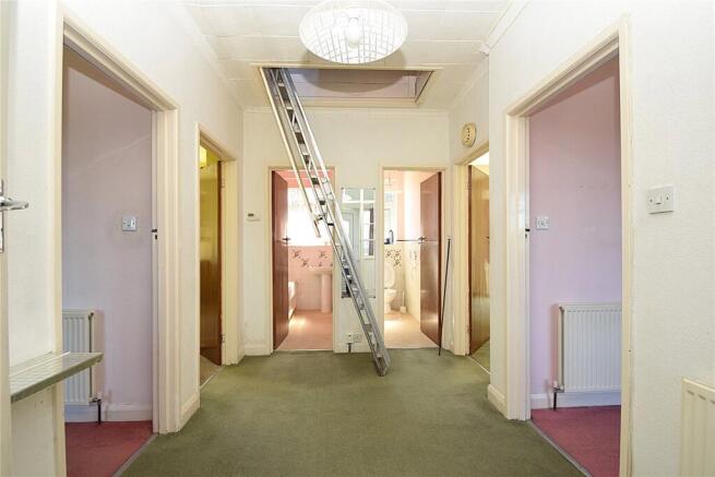 2 bed Bungalow for sale Image 10