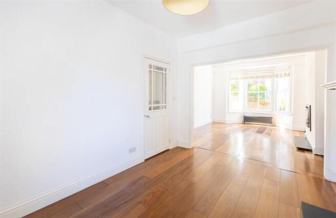 Living/dining room