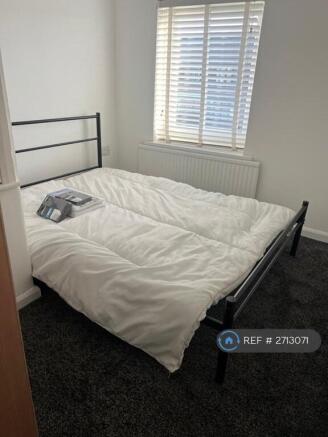 1 bed House Share to rent Image 9