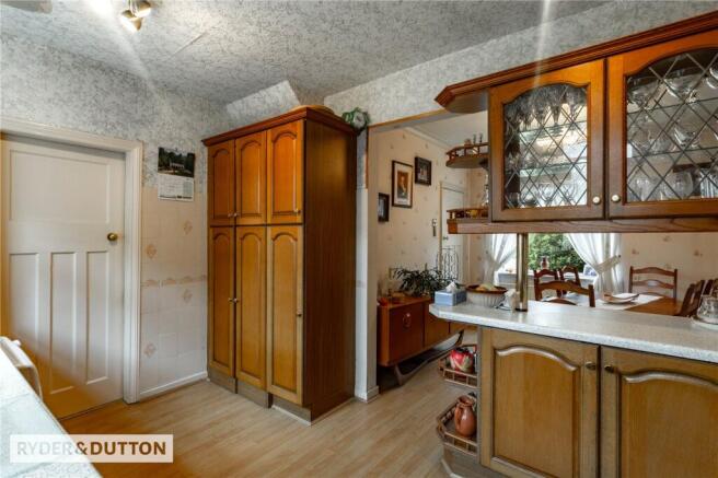 3 bed Semi-Detached for sale Image 10