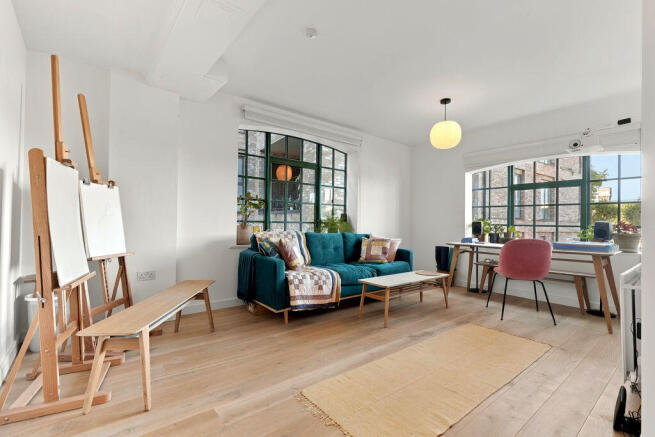 1-bed flat on Taylor Place, Bow, E3, £325,000