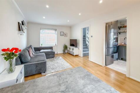Wilstone Drive, St. Albans, Hertfordshire, AL4